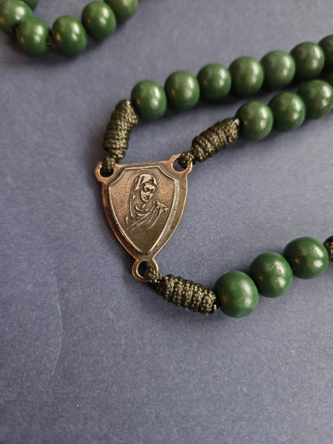 Drewniany duży Różaniec na szyję Ojciec Pio