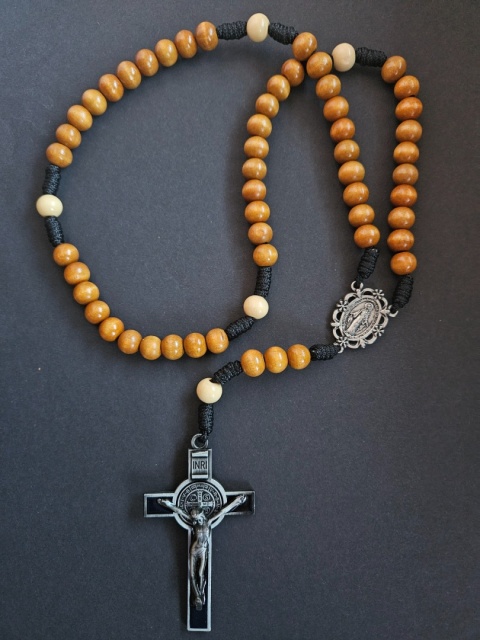 Drewniany duży Różaniec na szyje