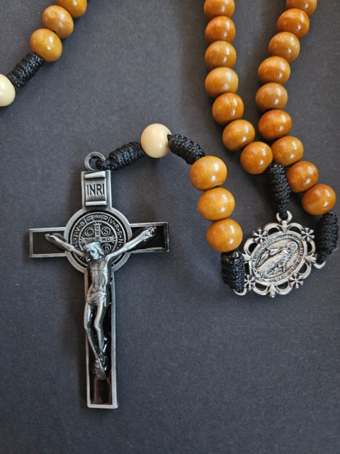 Drewniany duży Różaniec na szyje