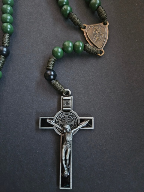 Drewniany duży Różaniec na szyję Ojciec Pio