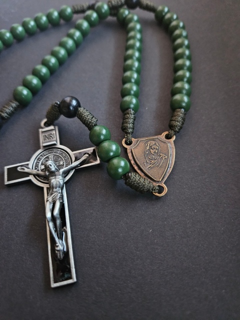 Drewniany duży Różaniec na szyję Ojciec Pio