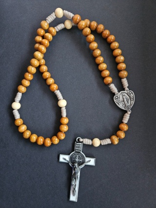 Drewniany duży Różaniec na szyję