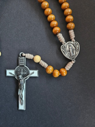 Drewniany duży Różaniec na szyję