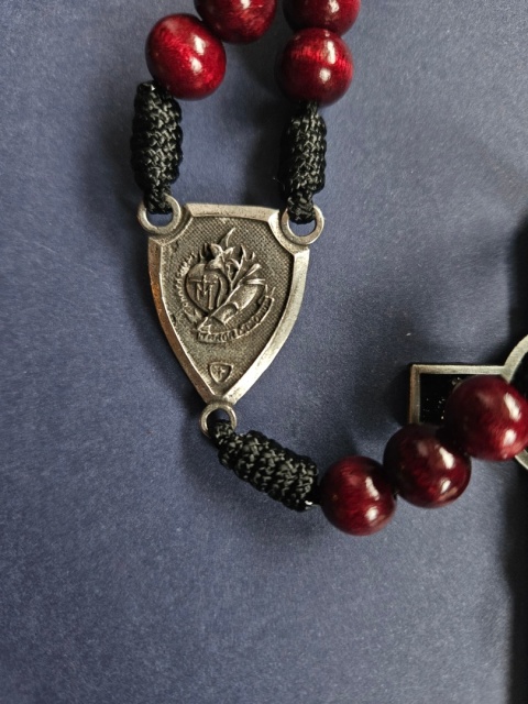 Różaniec na szyję św.Józef bordowy