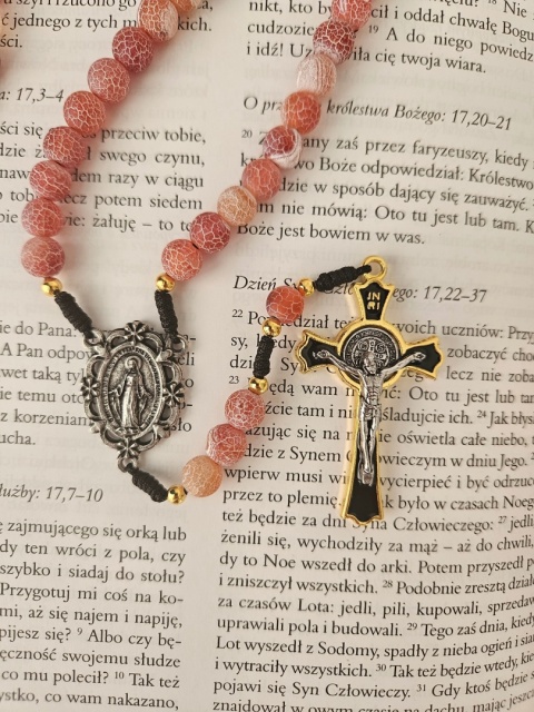 Różaniec agat koralowy