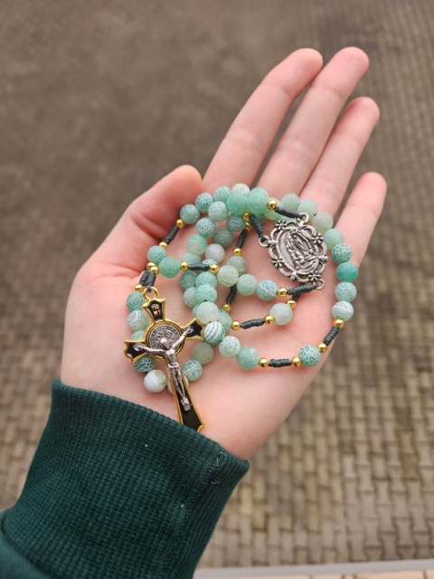 Różaniec z agatu zielonego