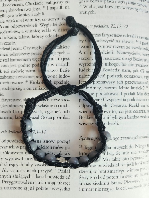 Bransoletka dziesiatka Różańca szara drewniana