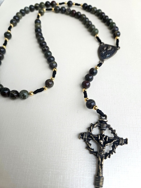 Różaniec jaspis afrykański zielony Św.Józef