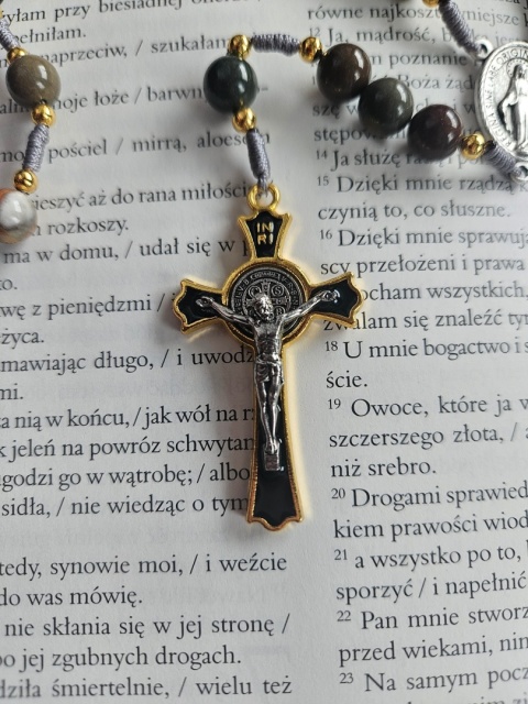 Różaniec agat morski brązowy Matka Boża Niepokalana