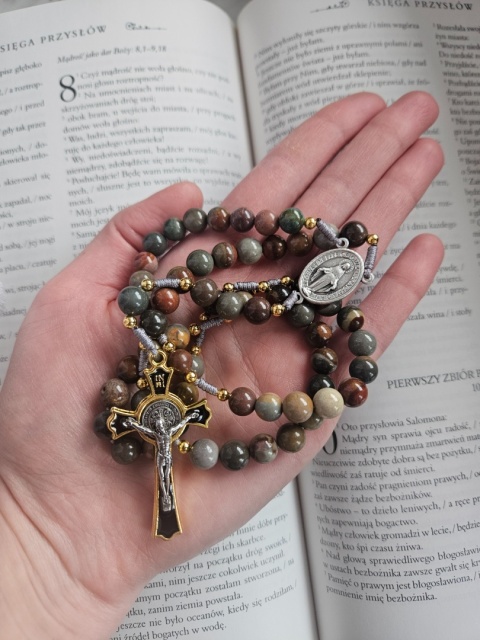 Różaniec agat morski brązowy Matka Boża Niepokalana