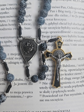 Różaniec agat trawiony czarny