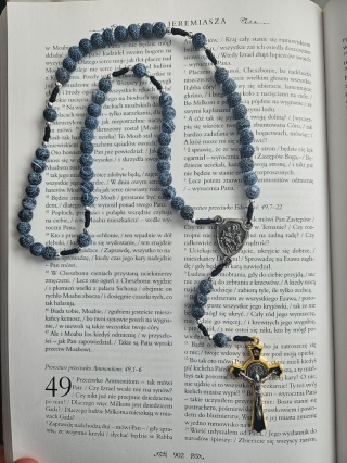 Różaniec agat trawiony czarny